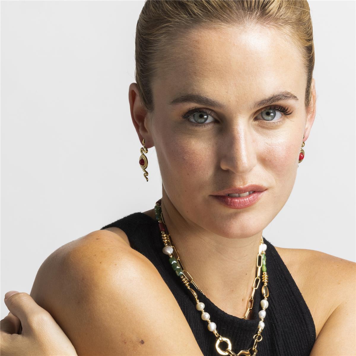 Pendientes con Cristal Rojo acabado oro 18k