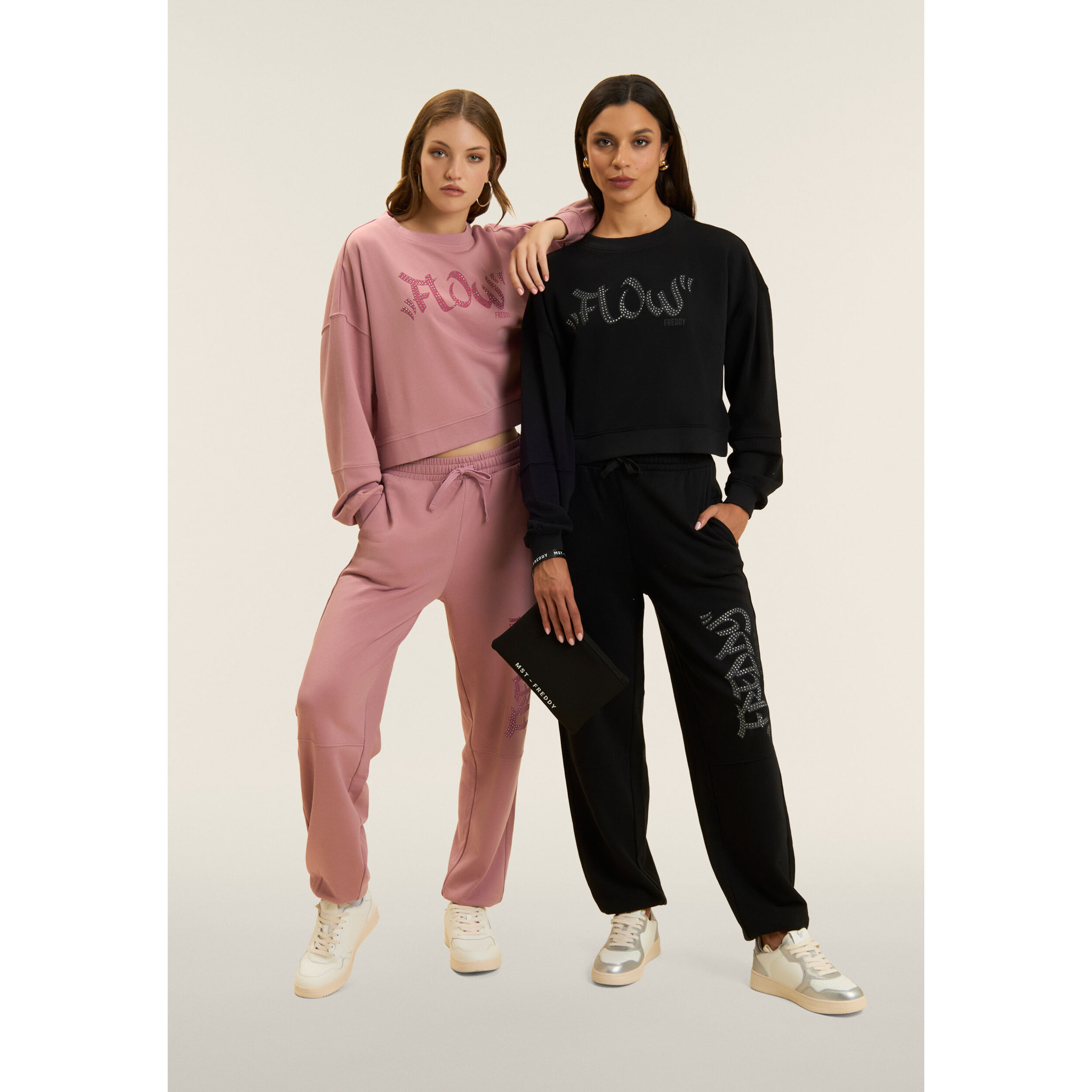 Pantaloni Sportivi Oversize con grafica FREDDY e borchie