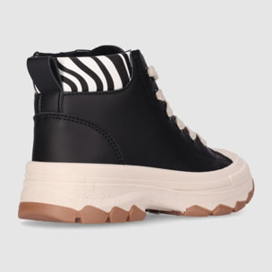 Deportivos - Negro - Tacón: Bajo