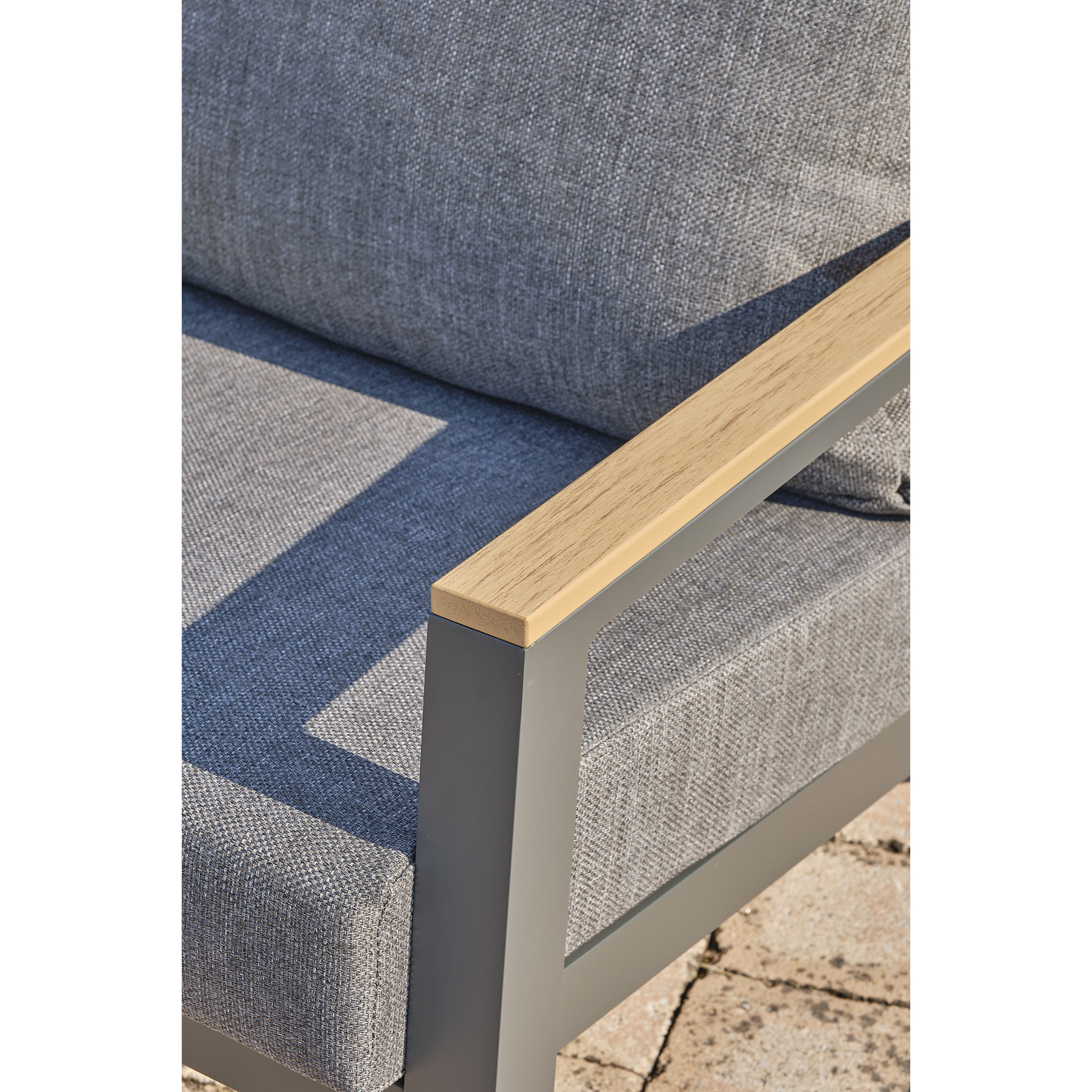 KOMMOS - Salon de jardin 5 pl en alu et plateau composite effet bois