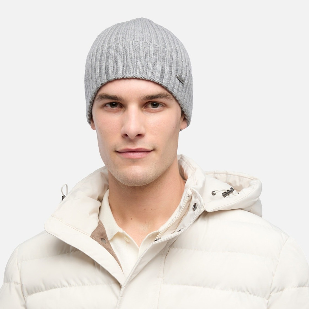 Gorros Hombre de la marca GEOX  modelo YVAN GRIS