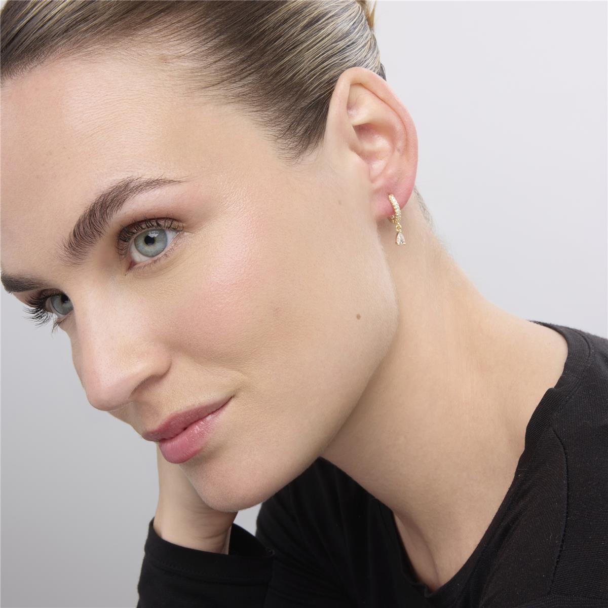 Pendientes acabado oro amarillo de 18k y Circonita Brillante