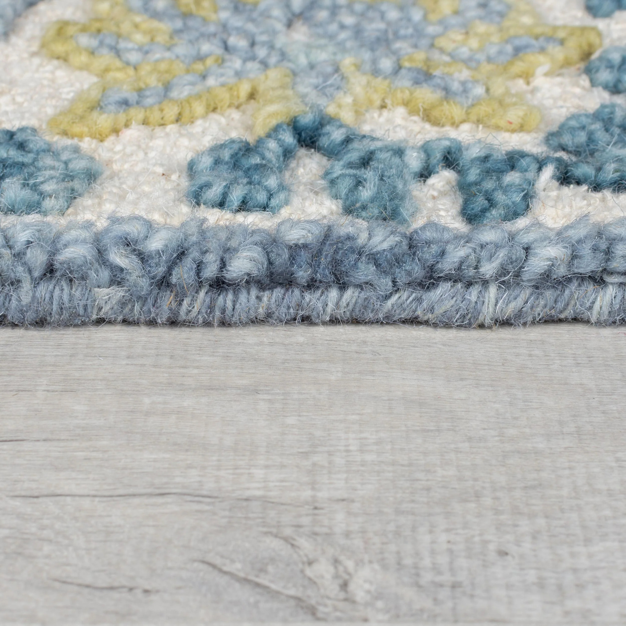 Tapis floral en laine MYLA