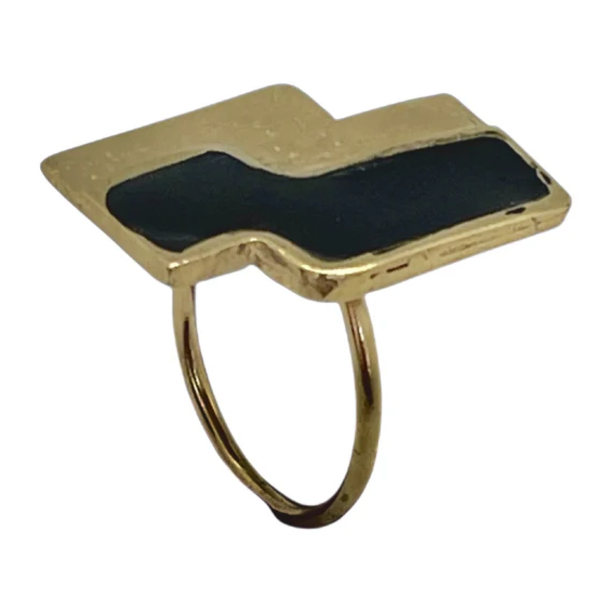 Anillo Escala en dorado con laca negra