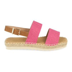 Sandalia Plana con Pala de Rafia y Hebilla