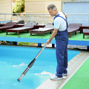 Limpiafondos Eléctrico para Piscinas de Aluminio Aspirador de Piscina Manual con Poste Telescópico de 3 Secciones para Estanques Ø6x162 cm Multicolor