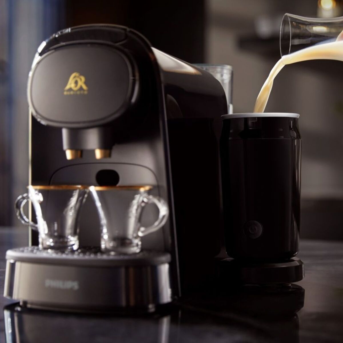 Cafetière à dosette PHILIPS LM8014/60 L'Or Barista Original Noire avec mousseur
