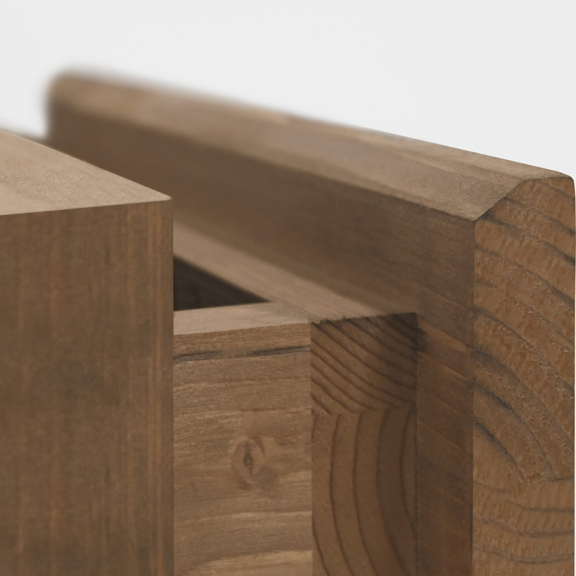 Table de chevet flottante en bois massif avec poignée ton chêne foncé 15x40cm Hauteur: 15 Longueur: 40 Largeur: 25