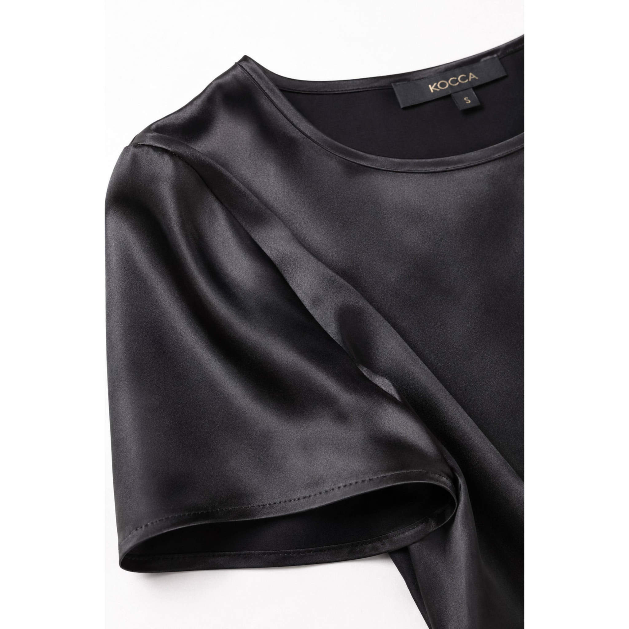 Kocca - Blusa a maniche corte effetto raso con scollo rotondo Donna