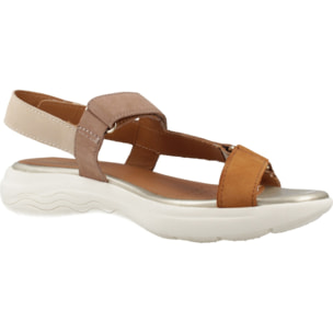 Sandalias Mujer de la marca GEOX  modelo D25ADA BEIS