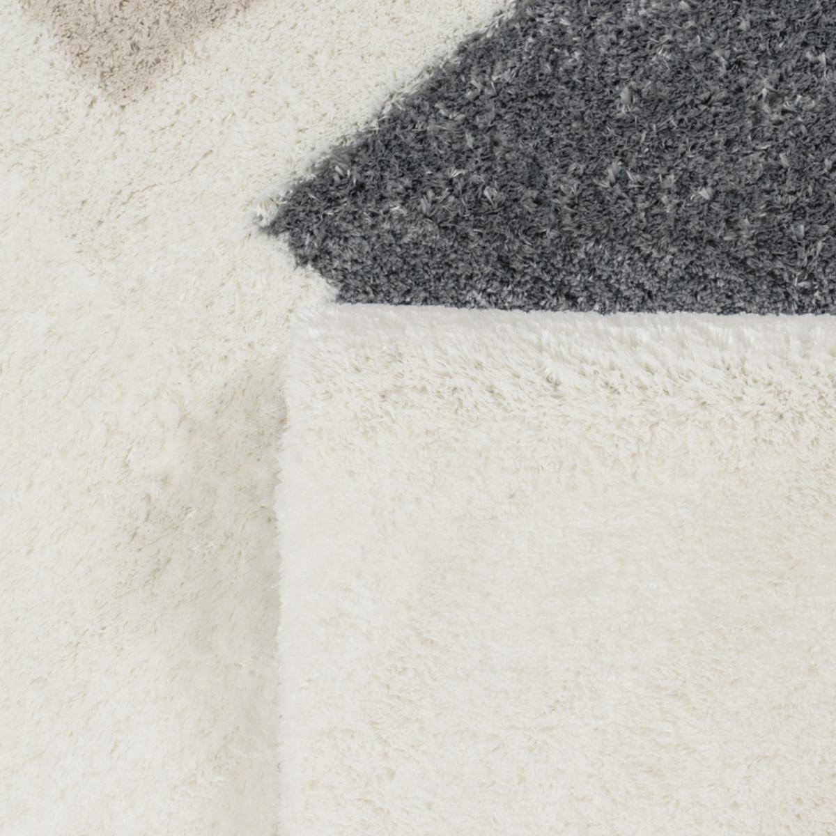 Tapis shaggy tissé motif géométrique BUHU