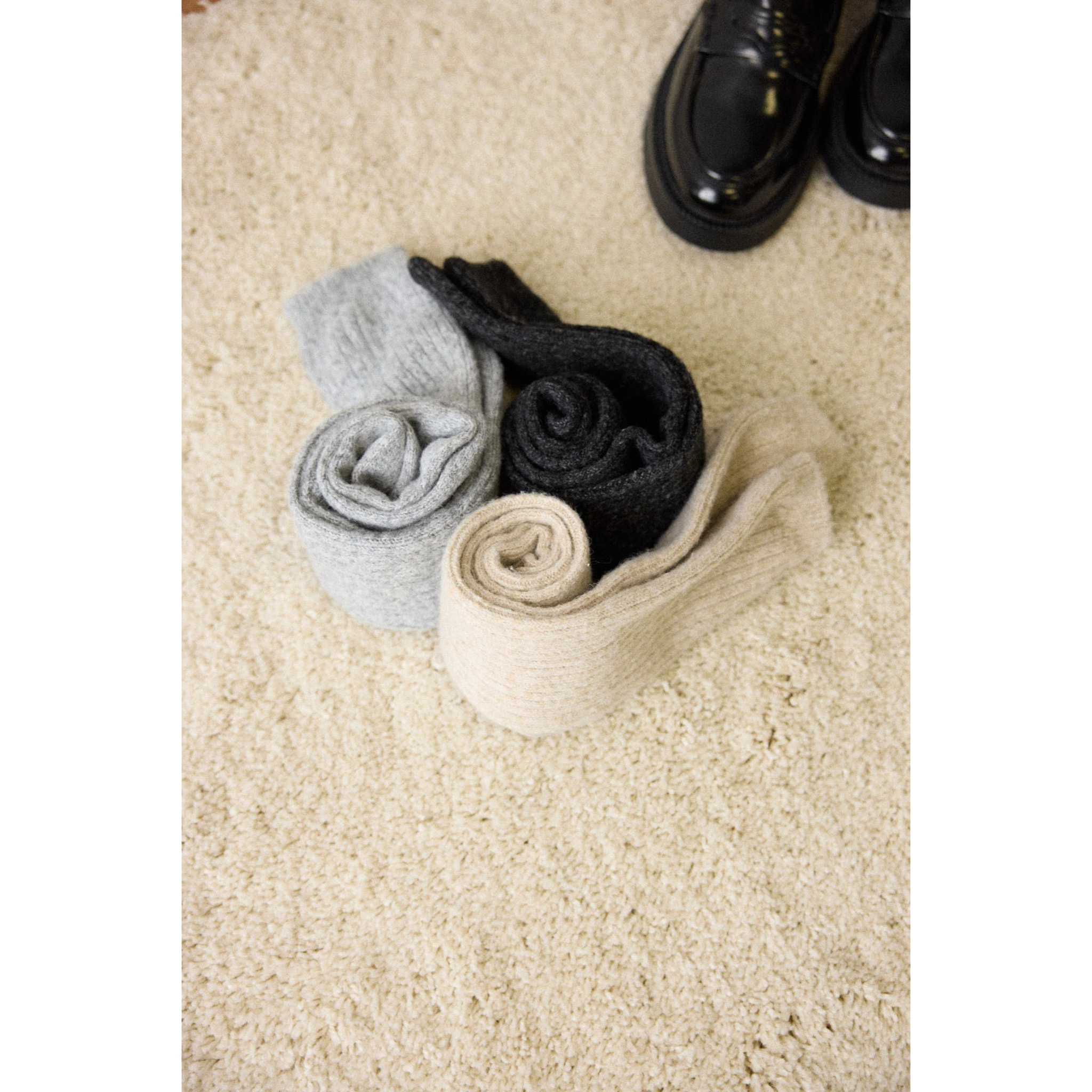 Calzini extra lunghi a coste beige