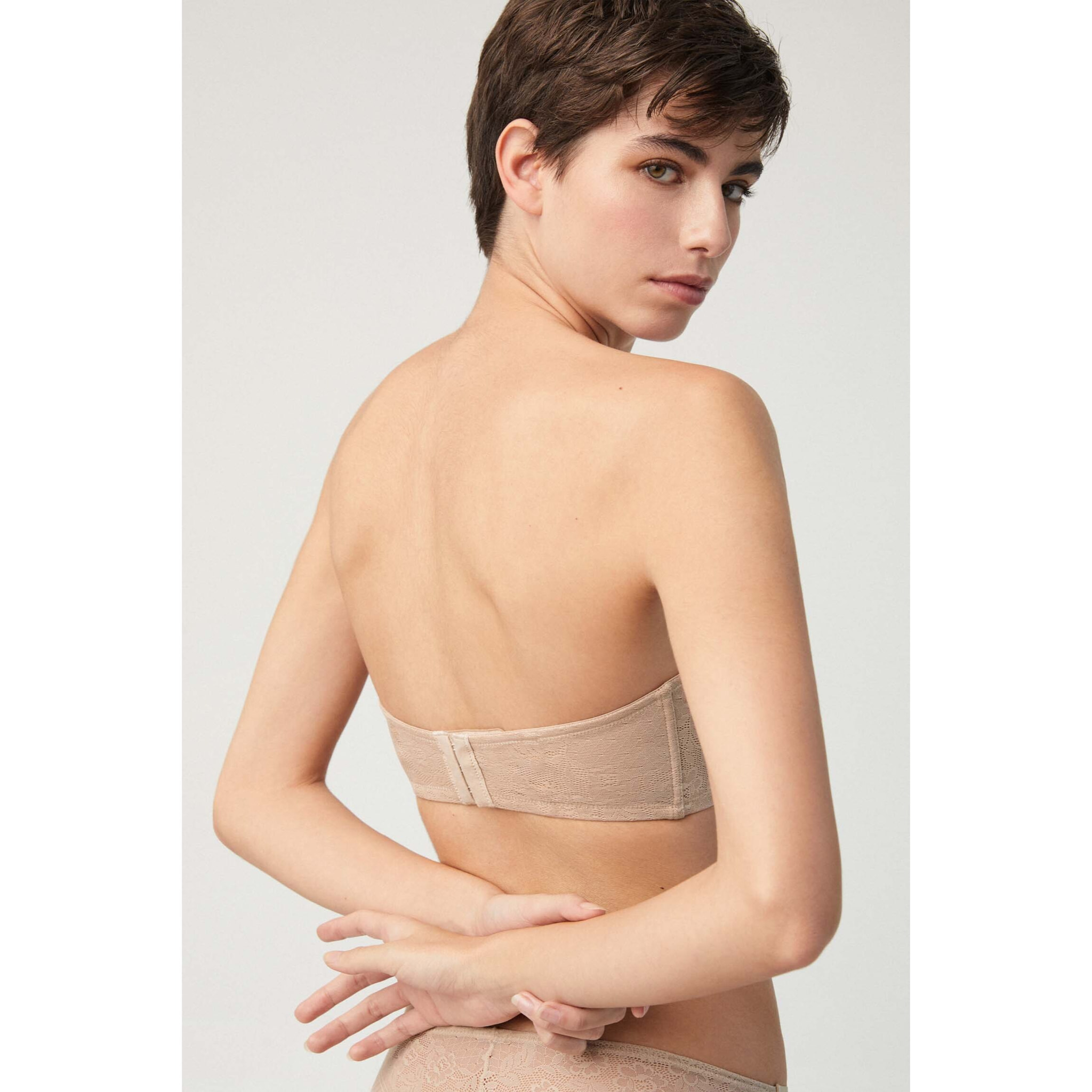 Reggiseno multiposizione senza spalline beige, coppe B e C