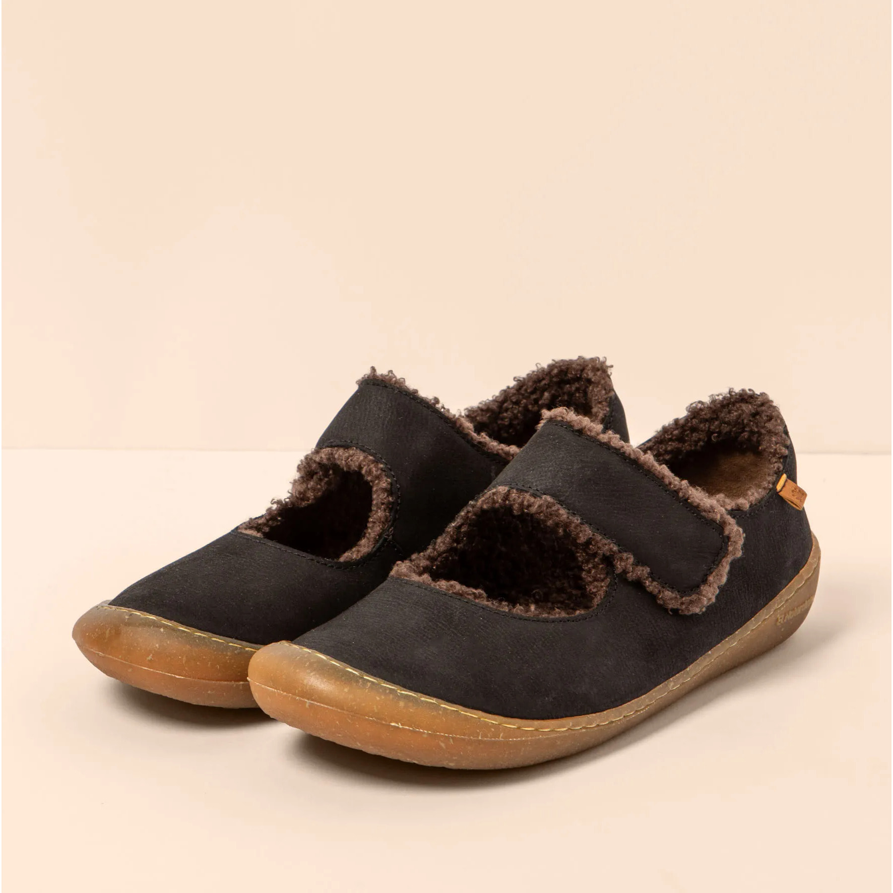 Bailarinas N5739 PLEASANT BLACK/ PAWIKAN color Black