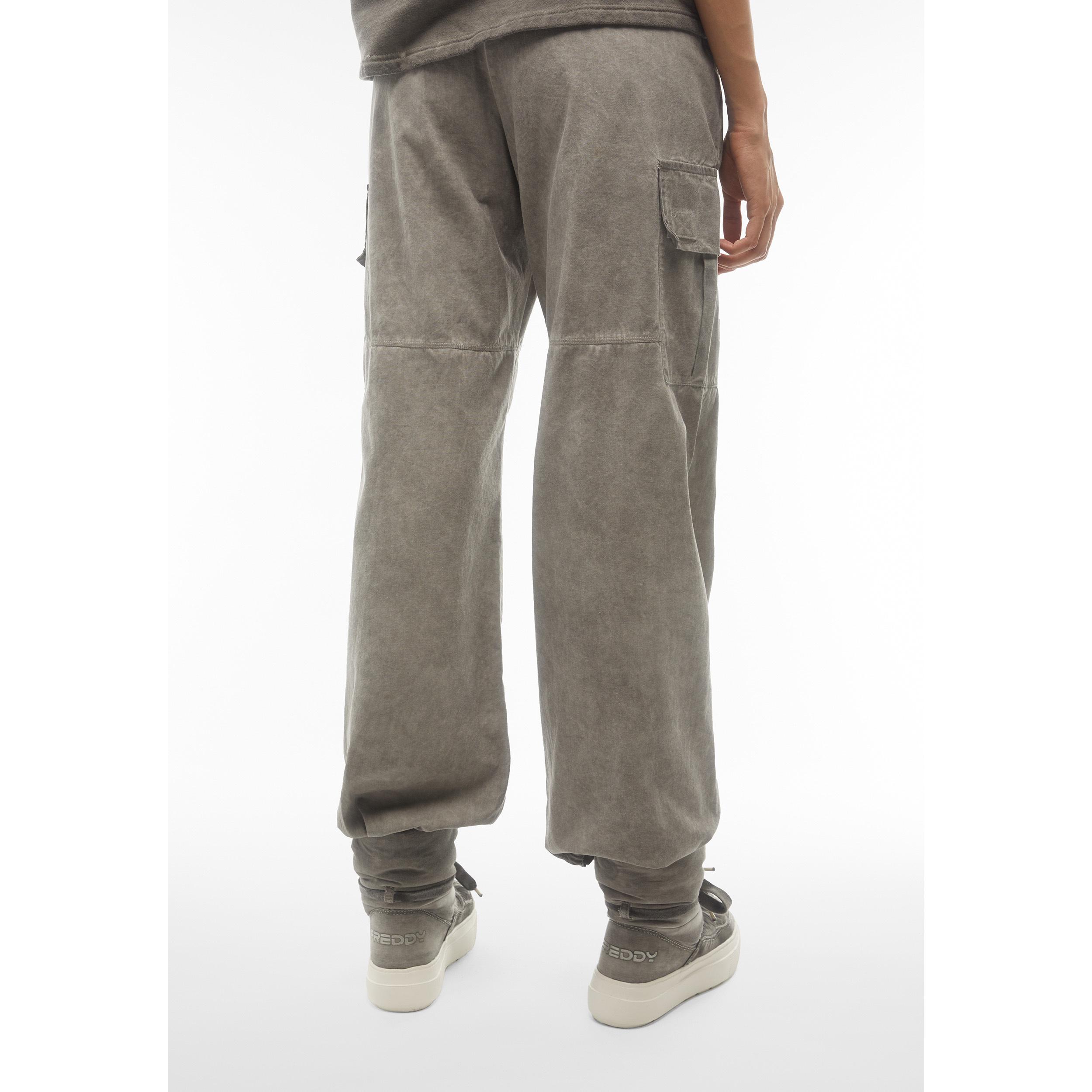 Pantaloni cargo in canvas tinto capo cold dyed