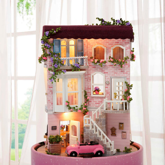 Encontrando Hogar. Maqueta 3D realista con gran detalle, cubierta antipolvo, luces led y base giratoria con música.