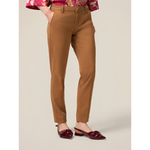 Oltre - Pantalones chinos con cadena decorativa - Marrón