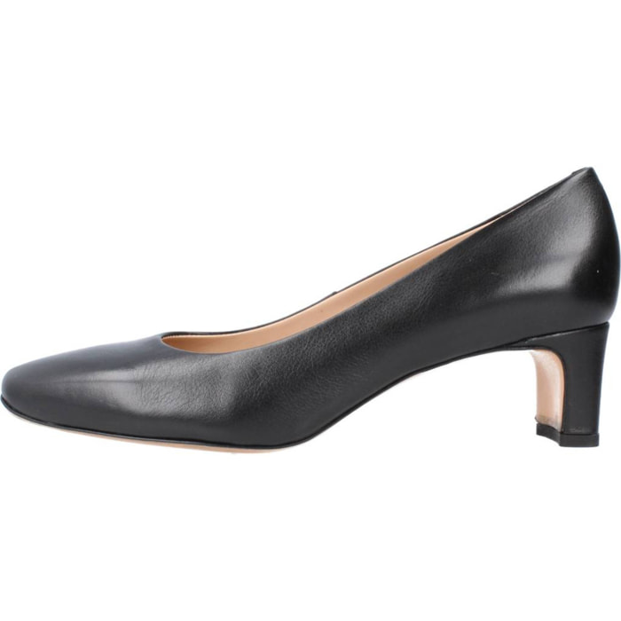 Salones Mujer de la marca GEOX  modelo D VIVYANNE MID C A NEGRO