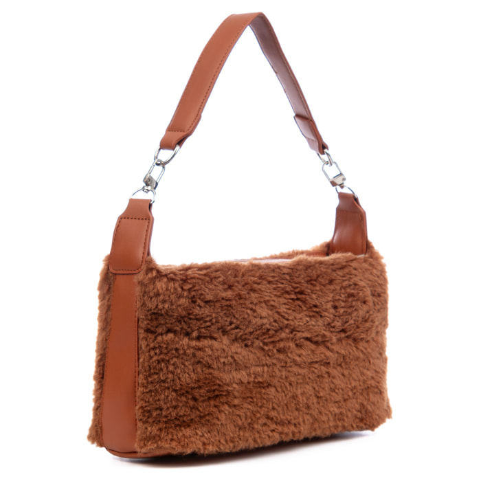 Atzara bolso de mano de pelo suave.