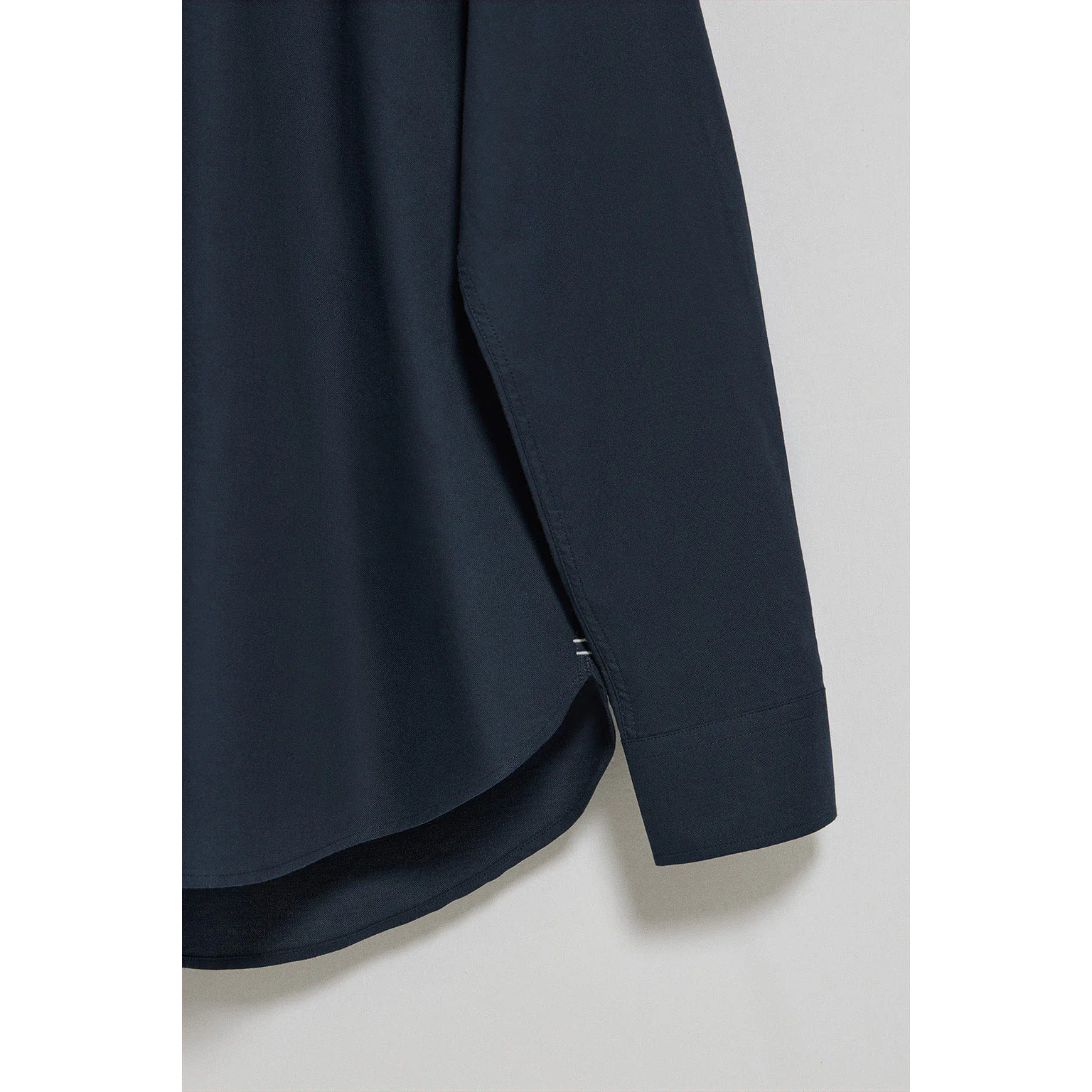 Camisa oxford azul marino con logo bordado Rigby Go