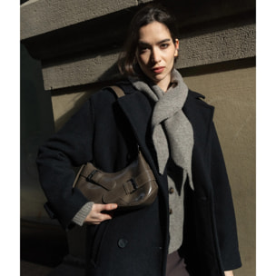 Bolso de hombro visón con cinturones