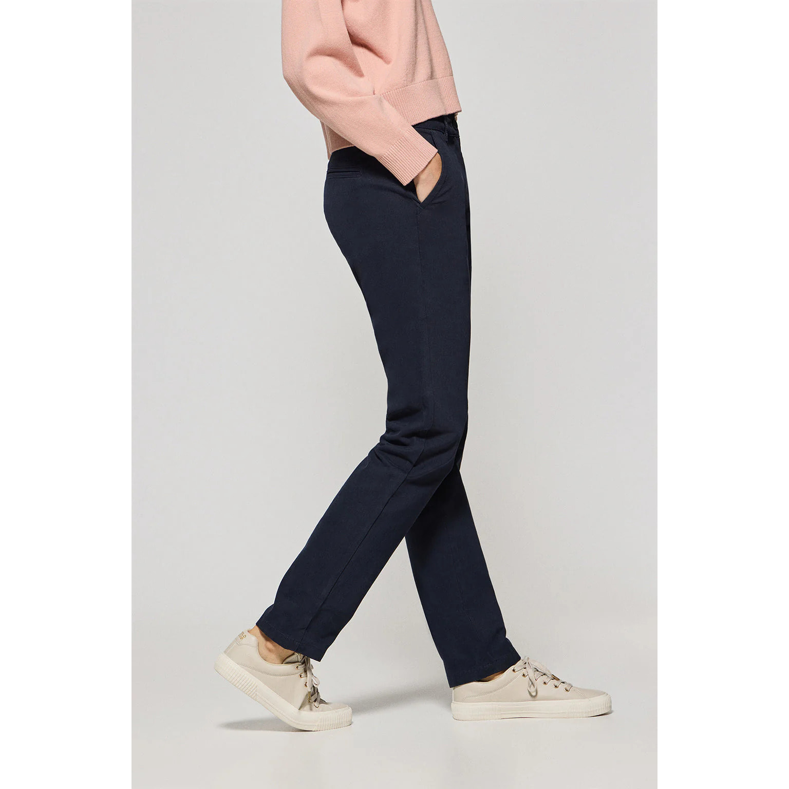 Pantaloni chino May blu marino con ricamo sulla tasca minimal Polo Club sulla tasca