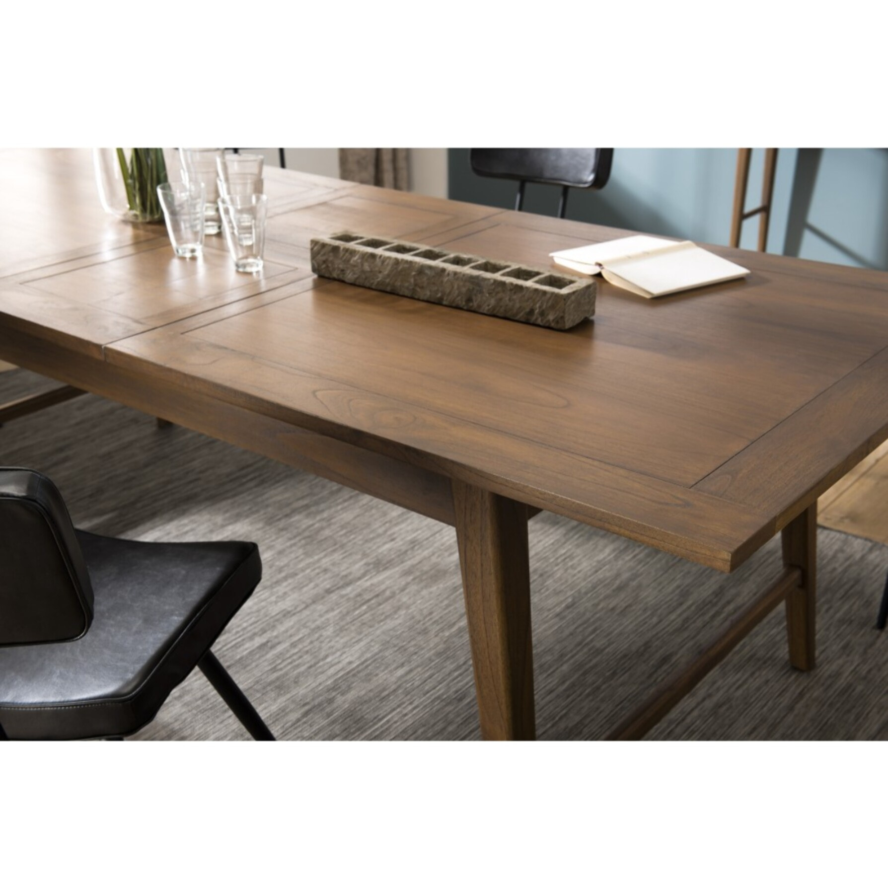 LARA - Table à manger rectangulaire extensible marron 200/240cm bois Mindi