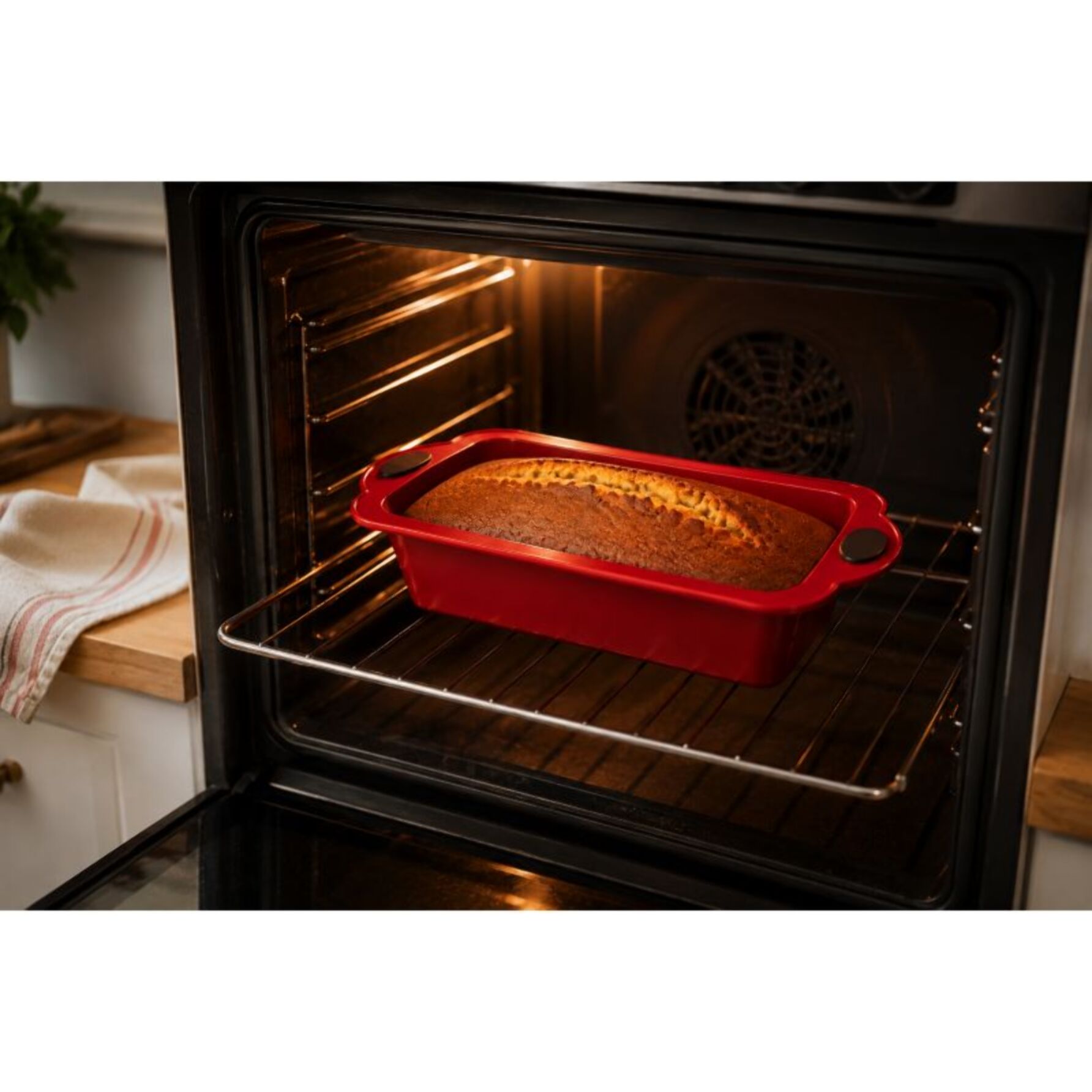 Moule à cake ESSENTIELB renfort métal 24cm