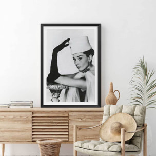 Affiche de film avec Audrey Hepburn Affiche sous cadre noir
