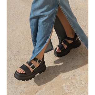 Sandalias de plataforma negras con dos hebillas