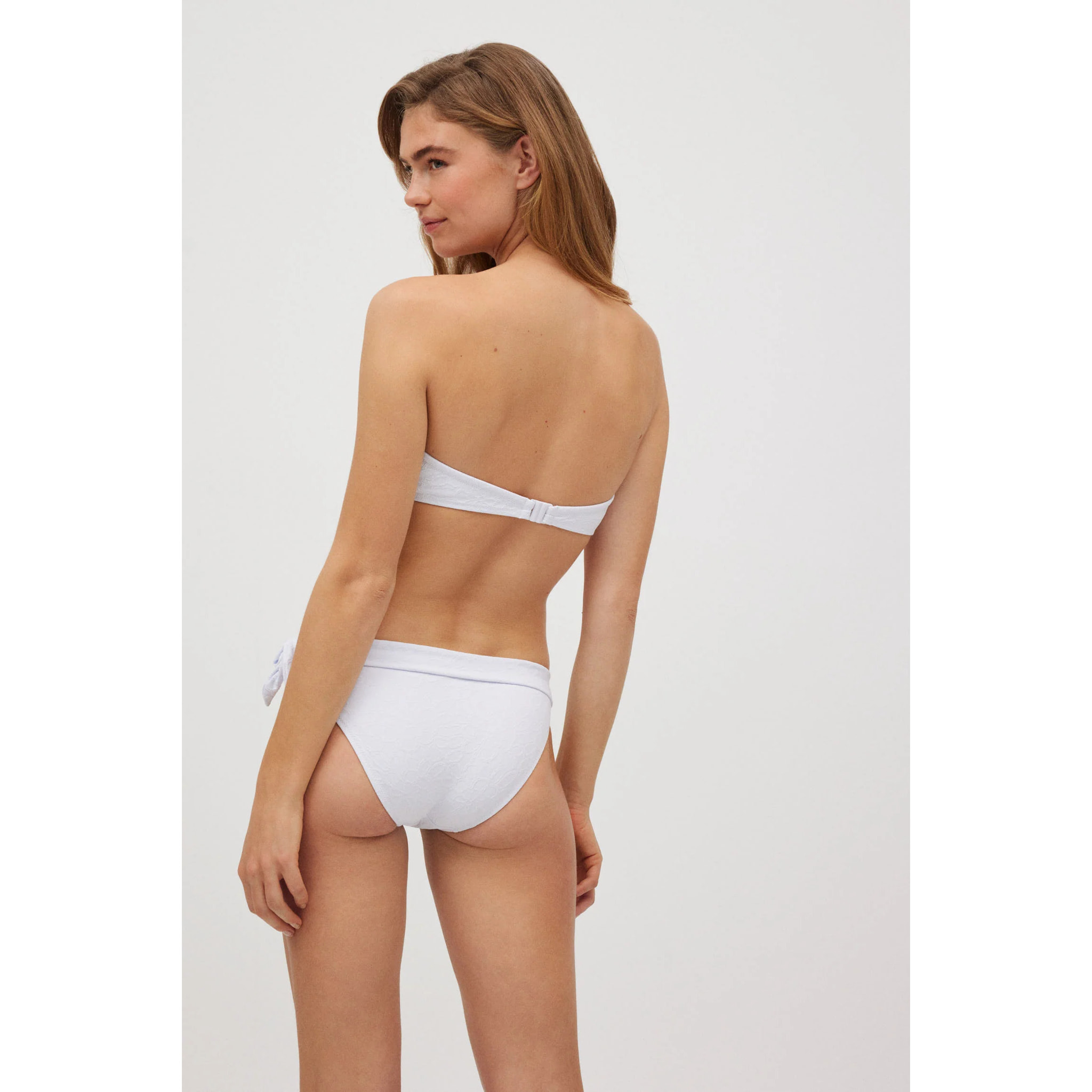 Set bikini a fascia strutturato bianco