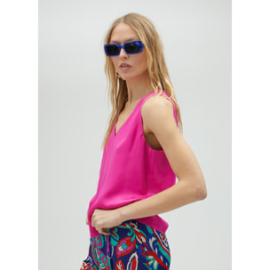 Top basic con spalline