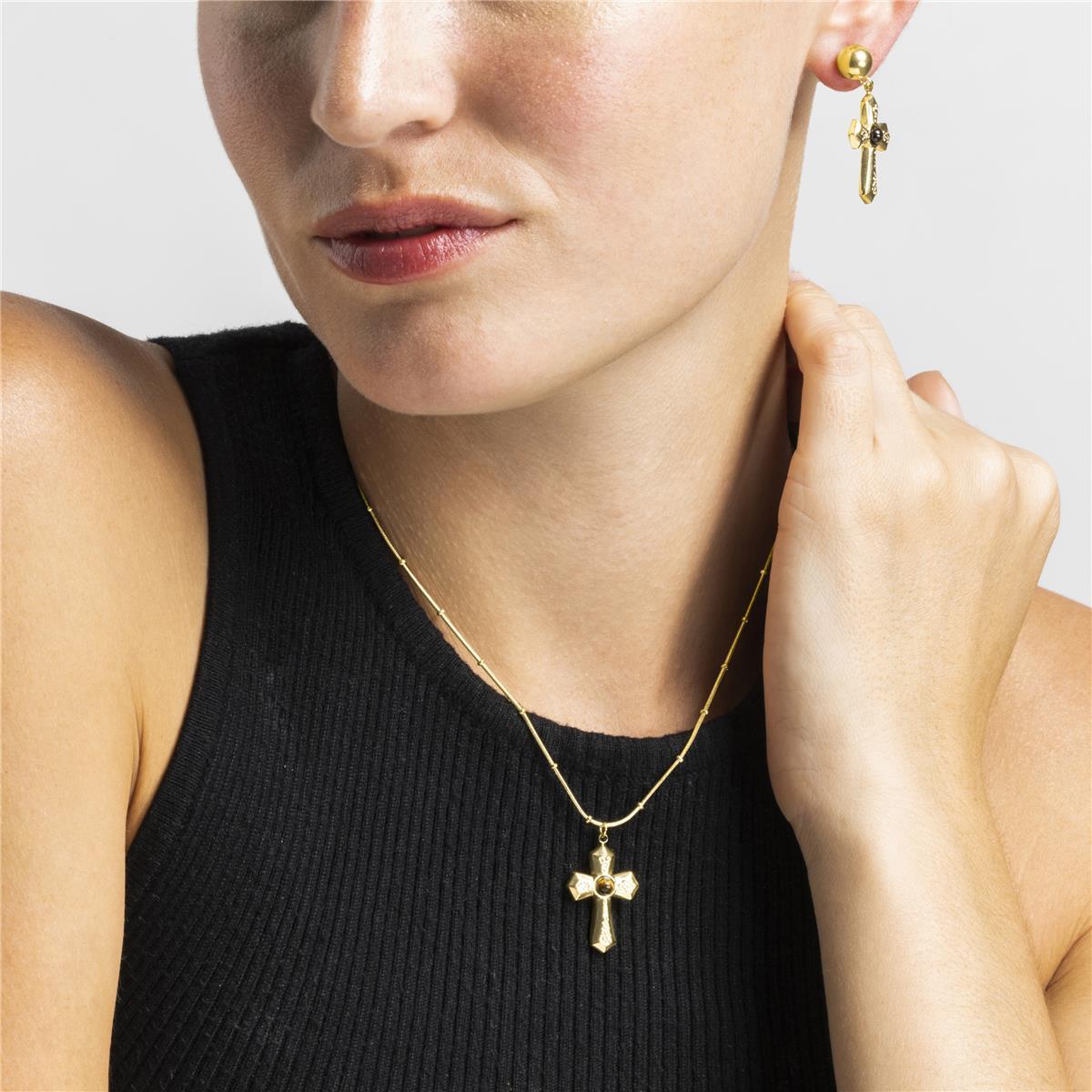 Collar con Ojo de Tigre acabado oro 18k