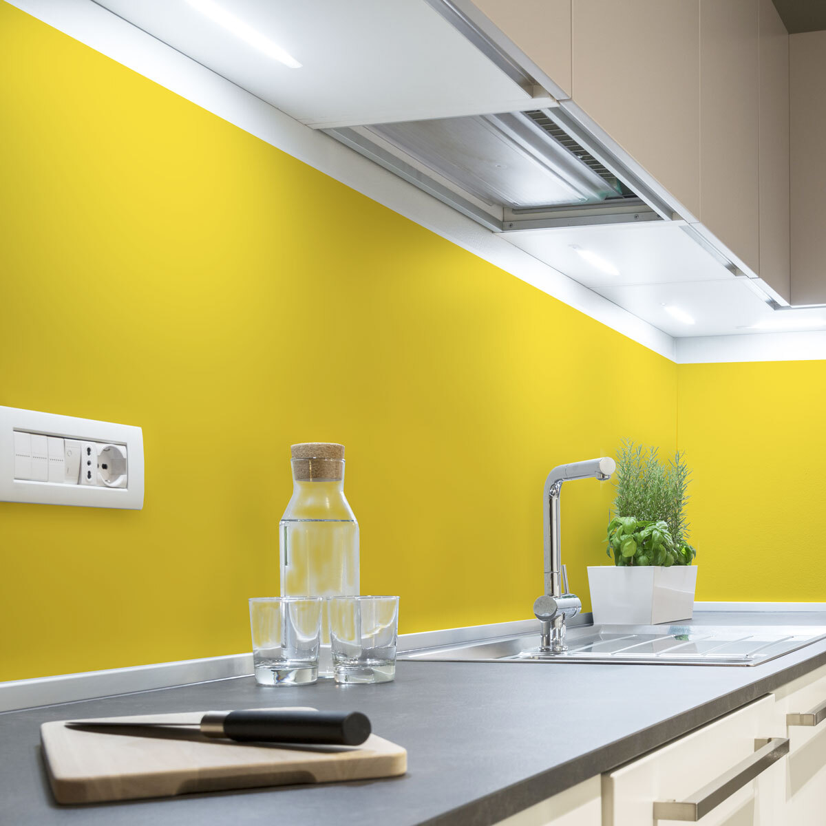 Rouleau adhésif décoratif Vinyle au Mètre - Jaune moutarde - Sticker Lavable Imperméable Mur Cuisine Meubles