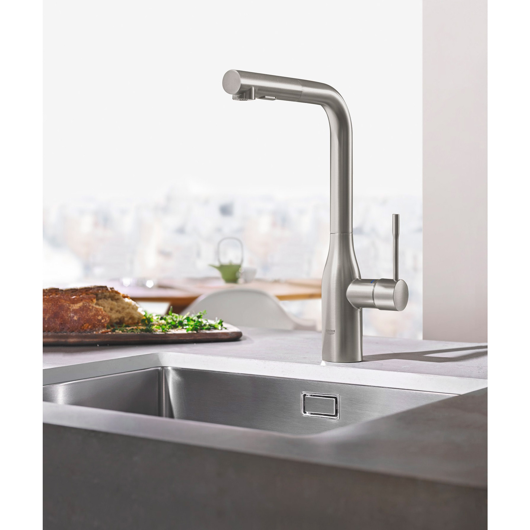 GROHE Essence Mitigeur monocommande Evier finition Supersteel (acier inox brossé)