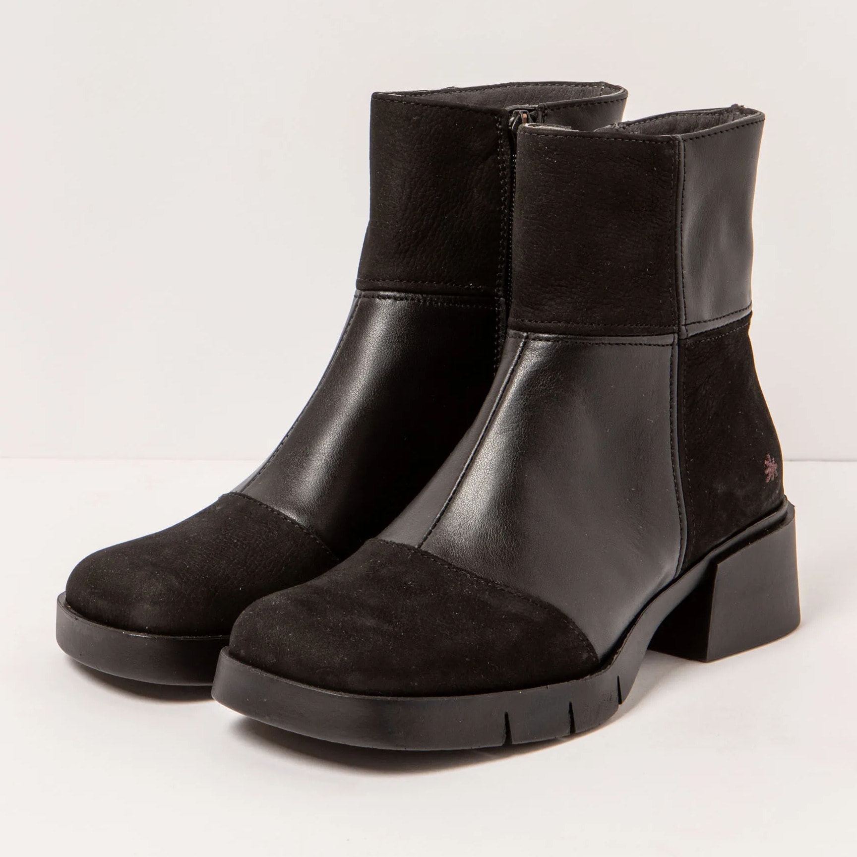 Botines 1285 MULTI BLACK / VARSOVIA color Black