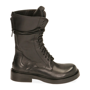 Botas militares de cuero negro