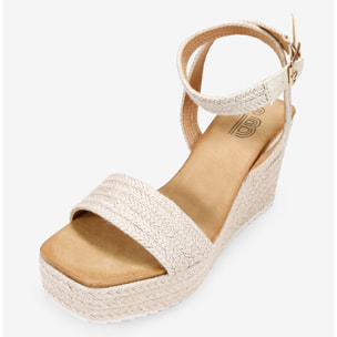 Sandalias de esparto beige con cuña