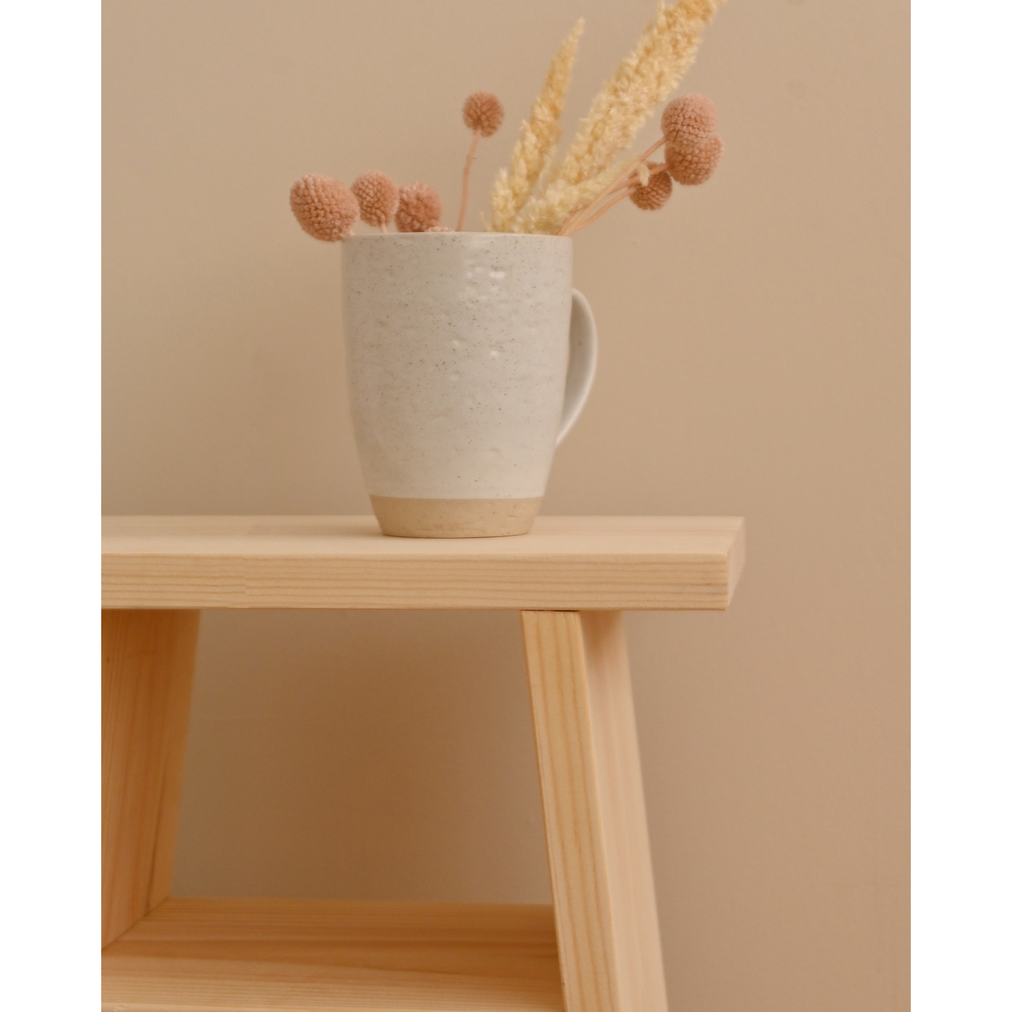 Table basse en bois massif ton naturel 60x20cm Hauteur: 60 Longueur: 30 Largeur: 20