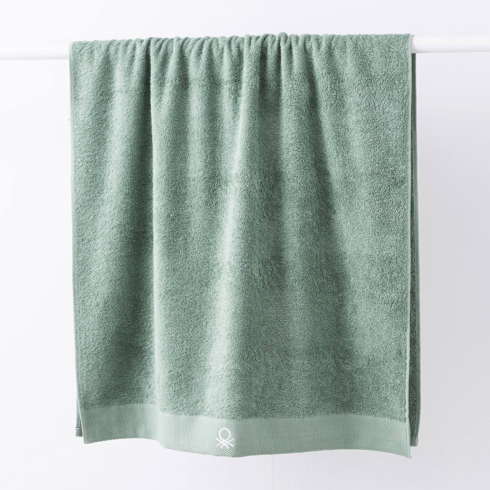 Toalla de baño 70x140cm 100% algodón 450gsm en color verde - suave, absorbente y secado rápido