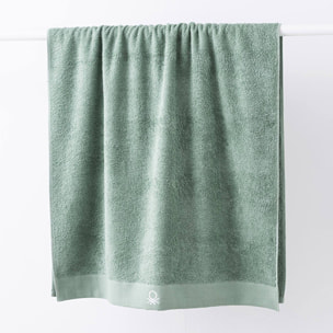 Toalla de baño 70x140cm 100% algodón 450gsm en color verde - suave, absorbente y secado rápido