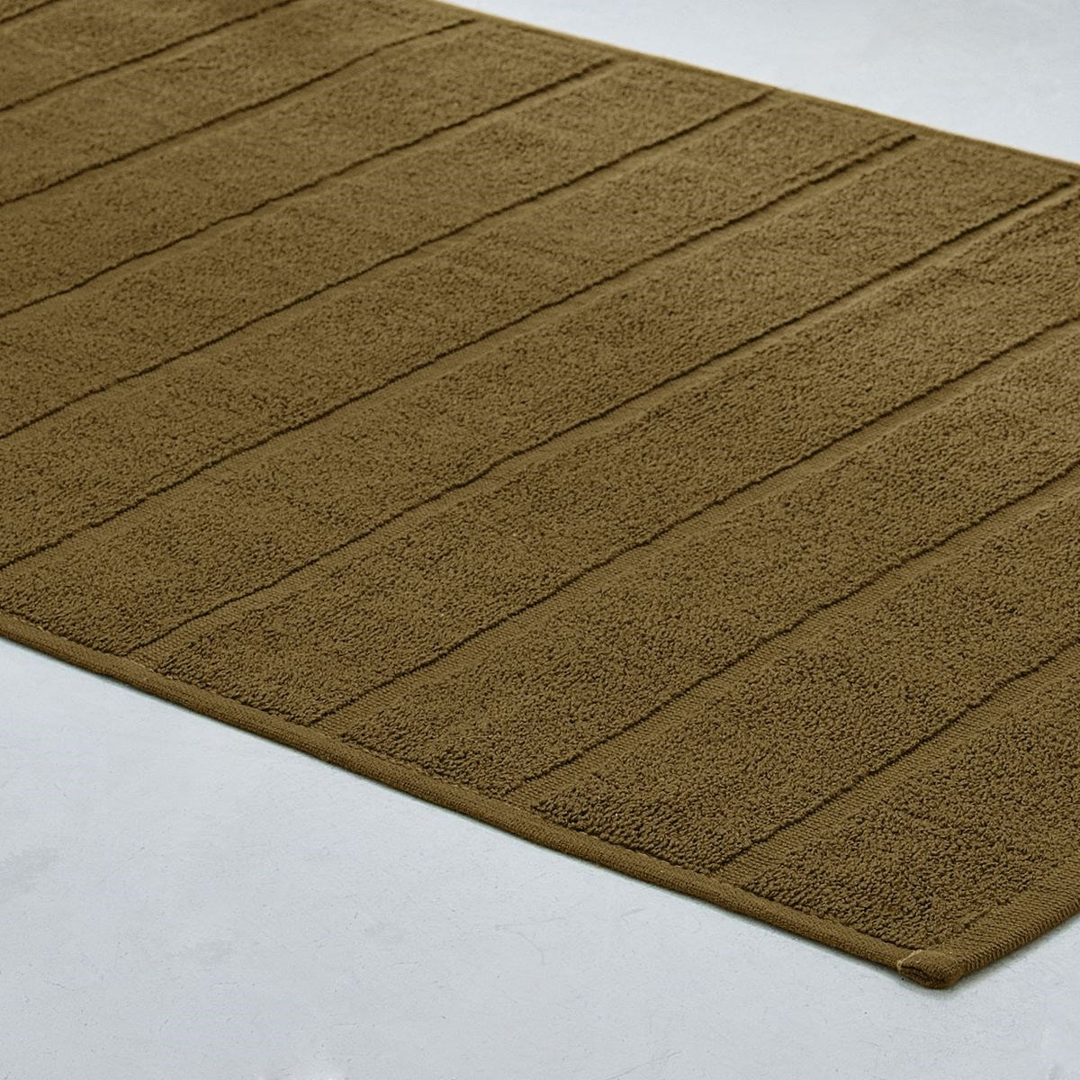 Tapis de bain uni ESSENTIAL bronze