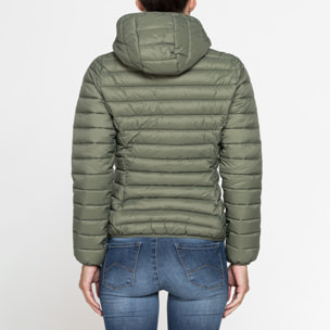 GIUBBOTTO RESISTENTE ALLA PIOGGIA CON IMBOTTITURA ULTRA LEGGERA. Vestibilità regolare.