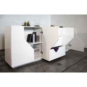 Credenza moderna a 4 ante geometriche e 3 cassetti, Made in Italy, Madia da cucina, Buffet di design da soggiorno, Cm 220x43h86, Bianco lucido