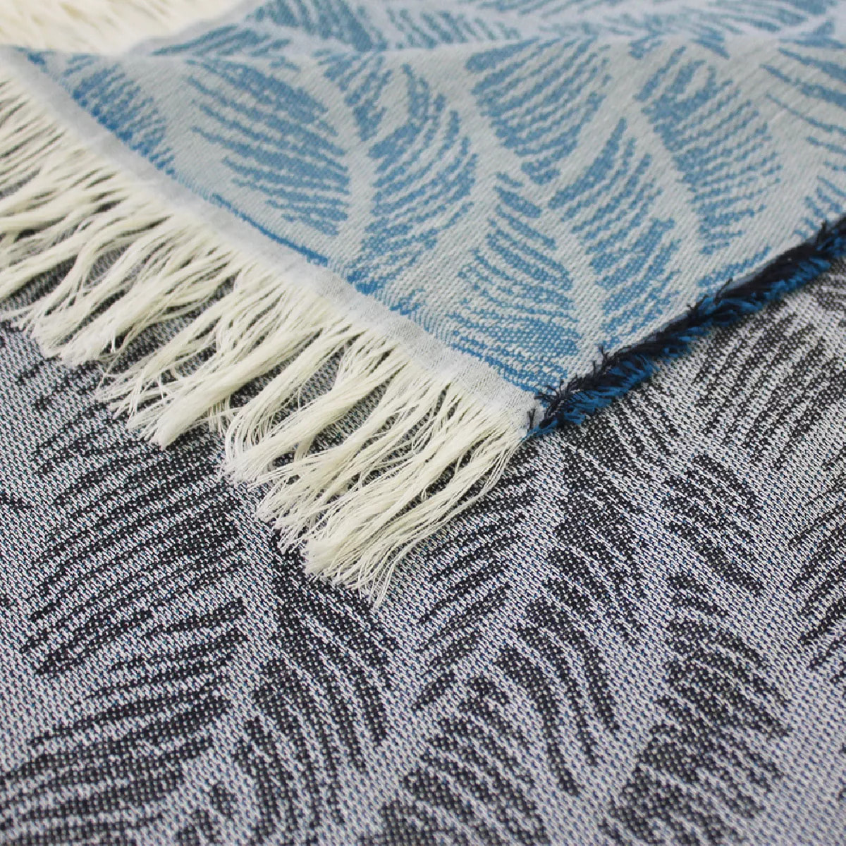 Plaid pur coton motif jacquard bleu noir Alula lagon