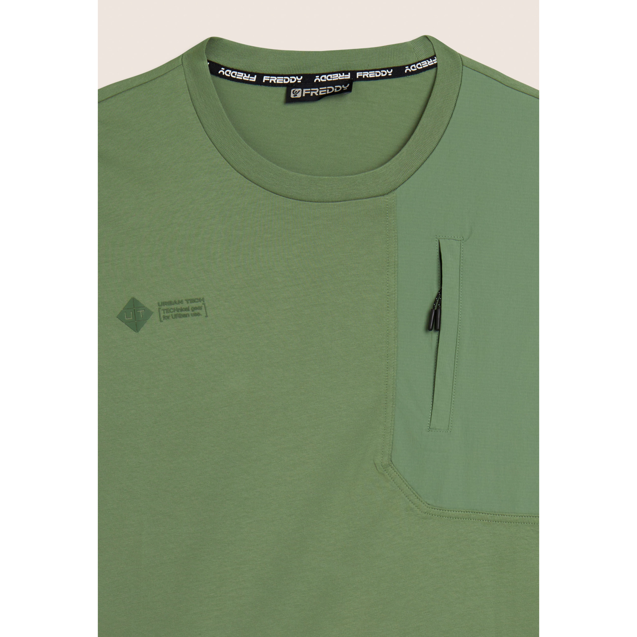 T-shirt Comfort con Taschino e Inserti Rip-Stop