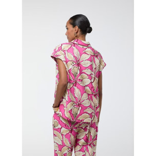 T-shirt crociera rosa a fiori a maniche corte