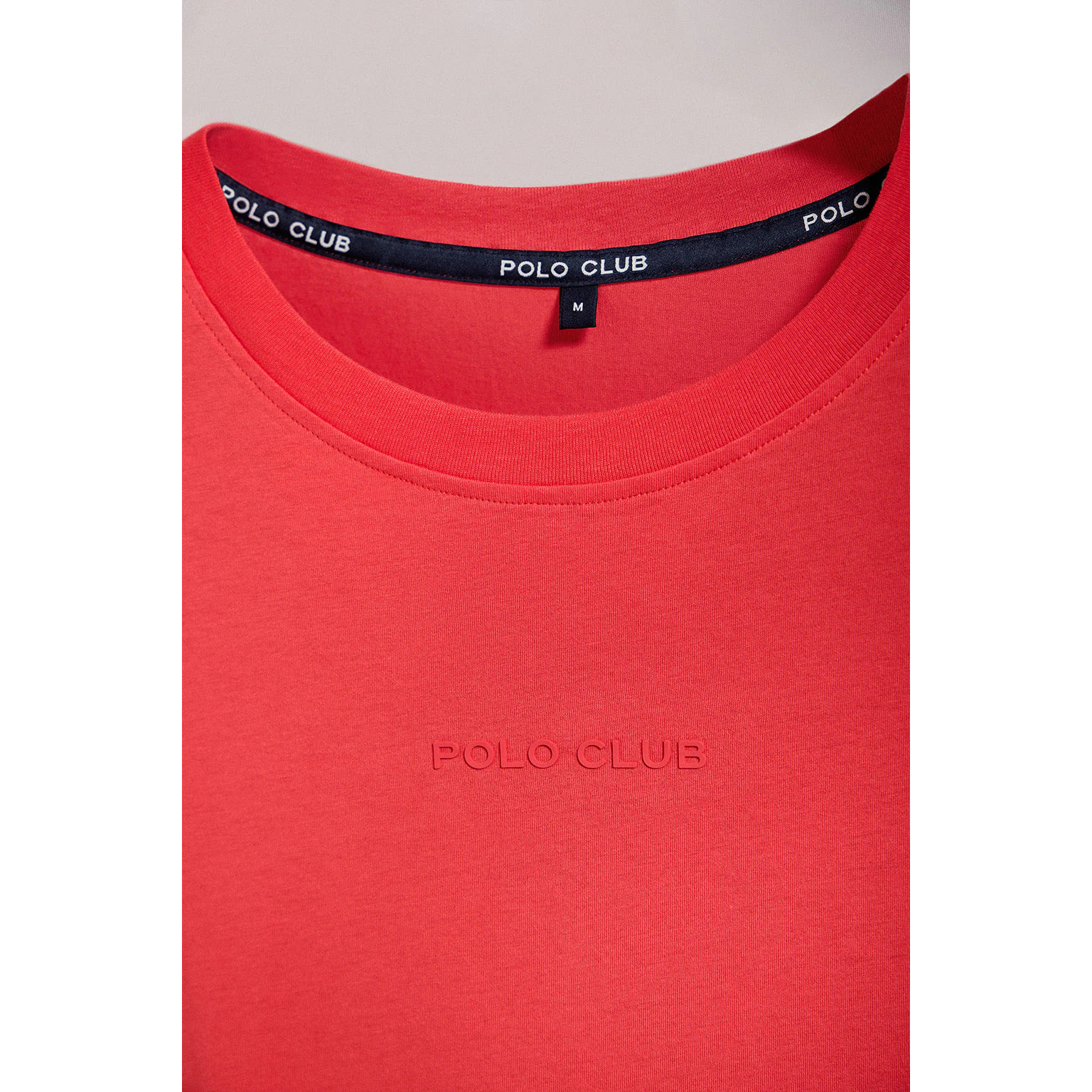 Camiseta Surfer loose fit coral con logo minimal engomado Polo Club