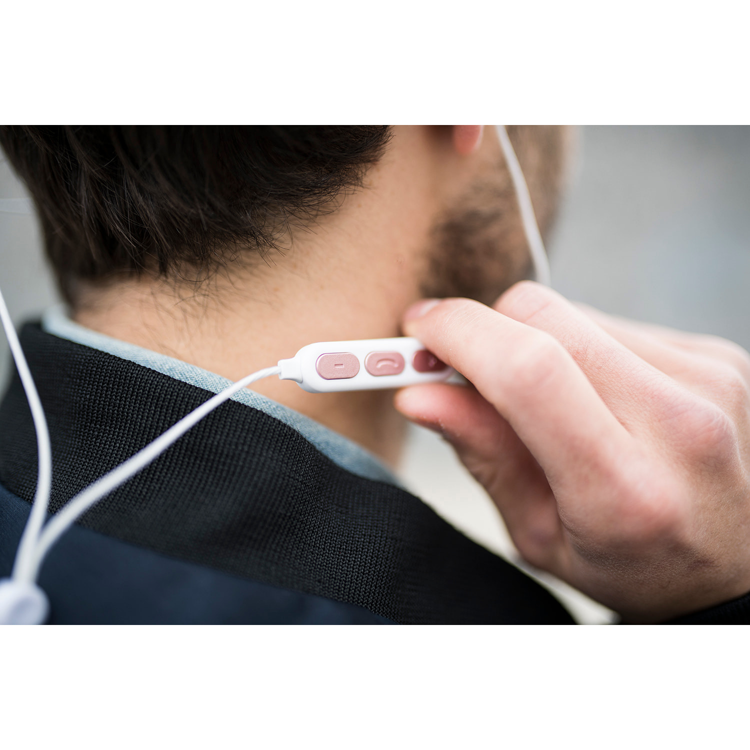 MAGNUSSEN M6 EARPHONES en color Rosa