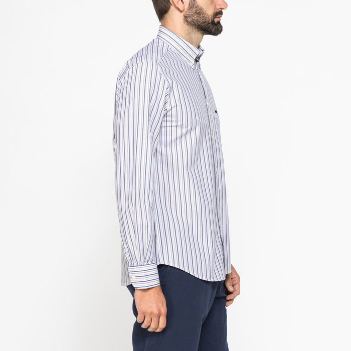 CAMICIA BUTTON-DOWN CON MANICA LUNGA E TASCHINO